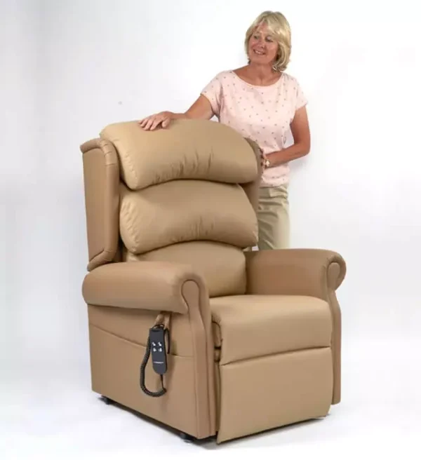 Primacare Brecon Contract Express Riser Recliner Chair