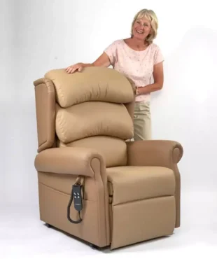 Primacare Brecon Contract Express Riser Recliner Chair